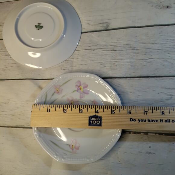 Mitterteich‎ 2 Vintage 5 3/4" Saucers Octagon Shape Purple Pink Flowers - Picture 5 of 5